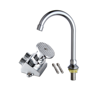 bàn đạp chân inox mẫu 2 + vòi nước