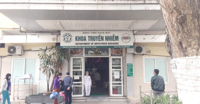 vòi nước đạp chân y tế ở bệnh viện đặc biệt là khoa truyền nhiễm