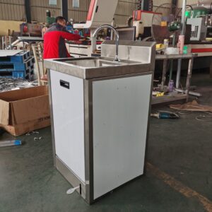 Chậu rửa tay có gắn vòi nước đạp chân 1 hố chậu