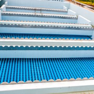 các công trình xử lý nước thải dùng máng thoát nước răng cưa