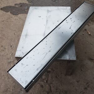 vỉ thoát sàn inox - lát gạch