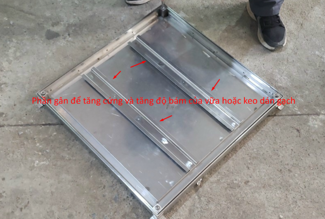 gân tăng cưng cho nắp chính bể nước