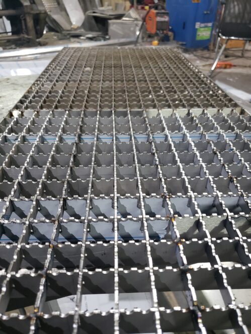 sàn grating inox