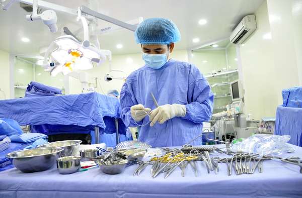 dụng cụ y tế có nhiều loại bằng vật liệu mềm nên cần cấn tránh các góc sắc nhọn