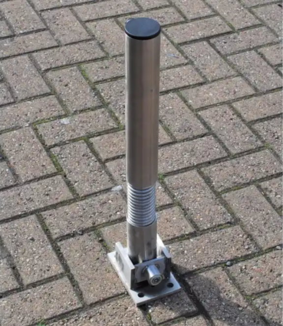 trụ chắn inox có thể gập xuống được