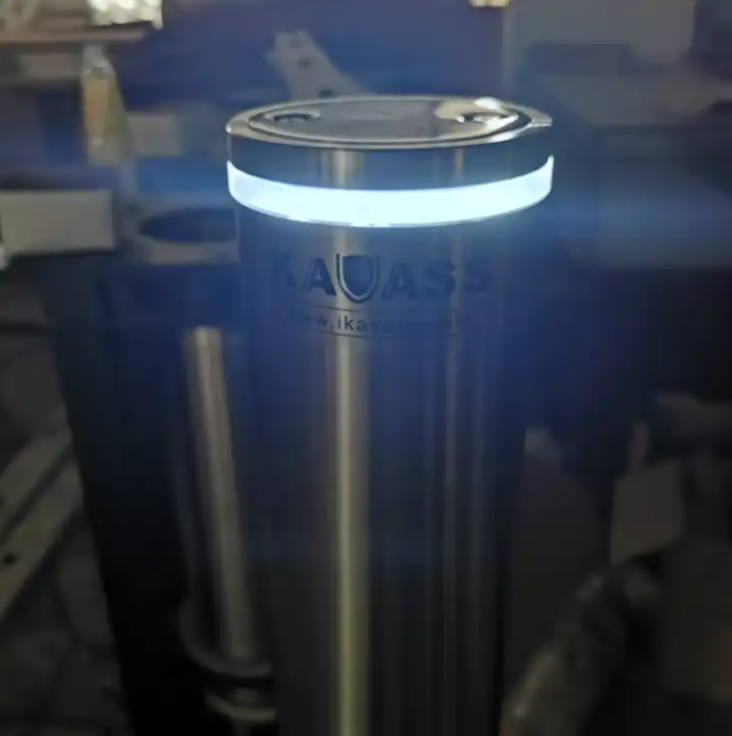 trụ chắn inox có đèn led