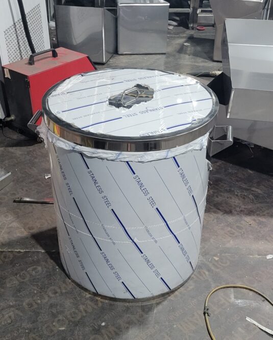 thùng inox cho nhà máy