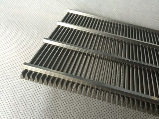 Lưới lọc dây nêm inox