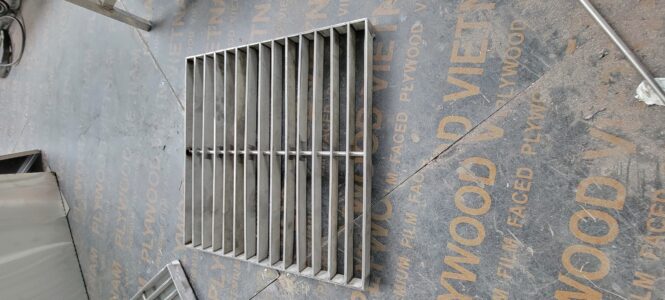 nắp đậy hố ga grating inox 