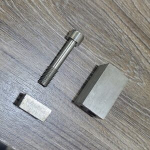 phụ kiện nắp bể nước ngầm inox