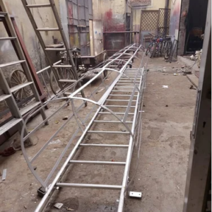 thang inox công nghiệp gia công theo yêu cầu