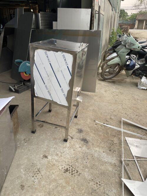 thùng chứa 100 kg gạo bằng inox