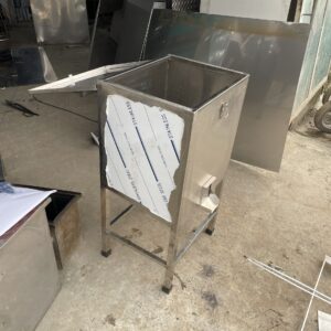 thùng chứa 100 kg gạo bằng inox