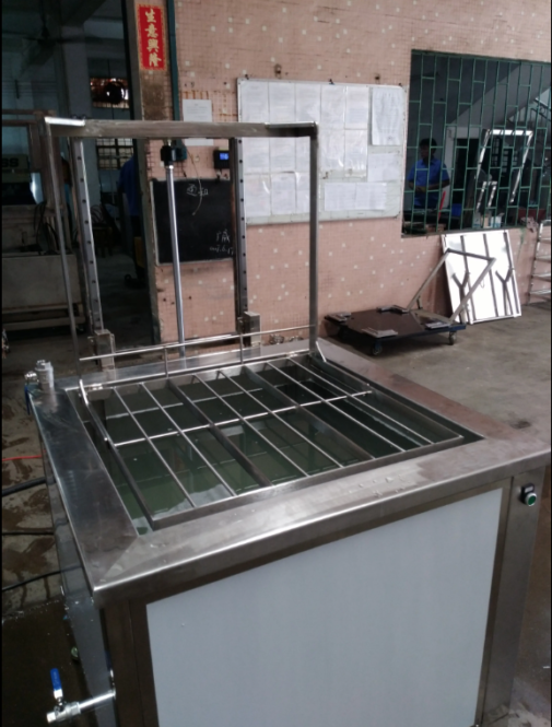 Chậu rửa động cơ tự động nâng hạ bằng công nghệ siêu âm
