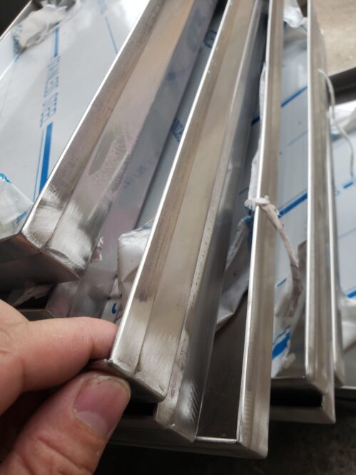 Khay inox sản xuất kẹo lạc