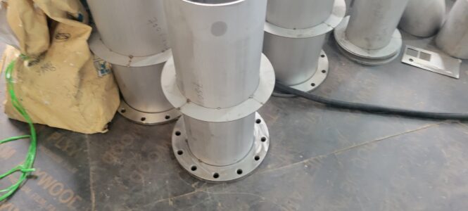 ống chờ xuyên sàn inox có mặt bích