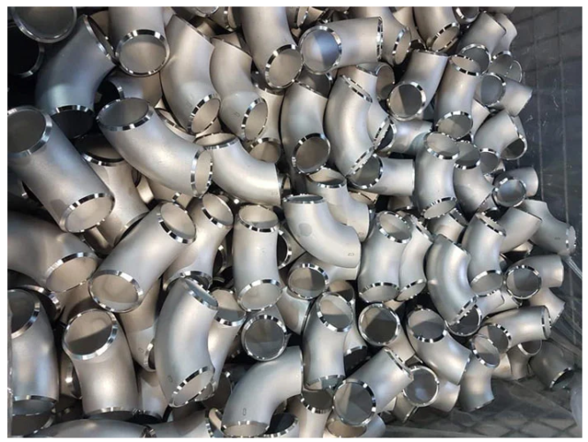 ống chờ xuyên sàn inox có cút vuông góc