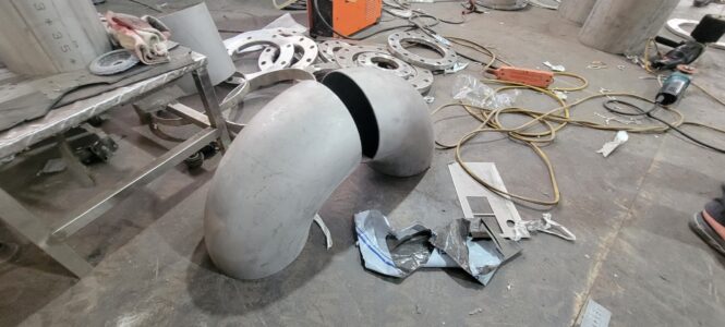 ống chờ xuyên sàn inox có cút vuông góc