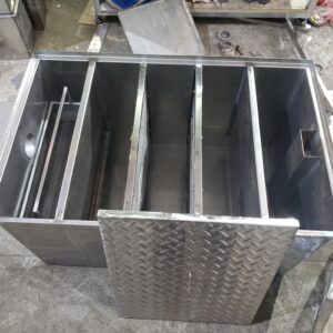 bể tách dầu cho máy nén khí dùng vải lọc dầu